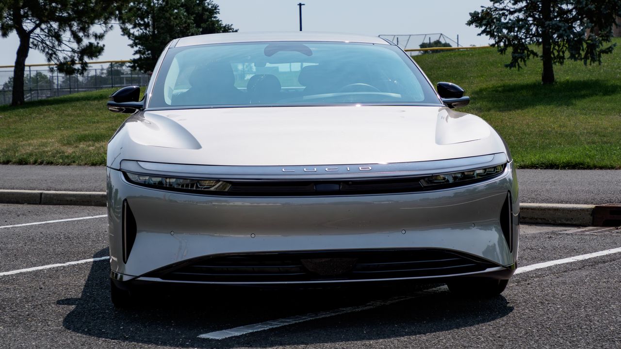 2026 Lucid Air Touring review.