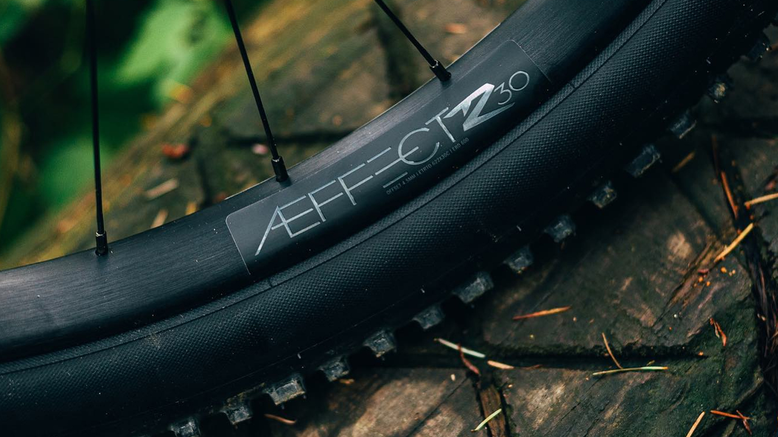 Race face aeffect 27.5 wheelset hot sale