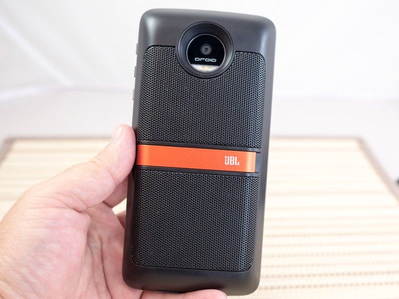Moto Z JBL SoundBoost