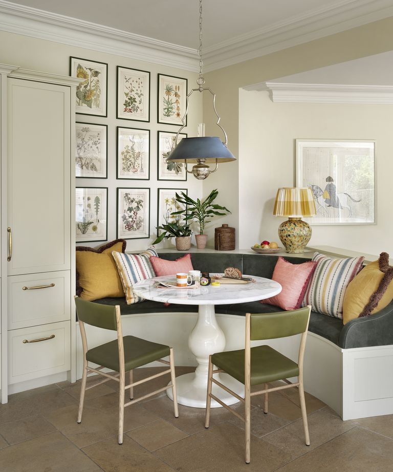 Banquette seating ideas: for a stylish & comfy kitchen diner | Homes ...