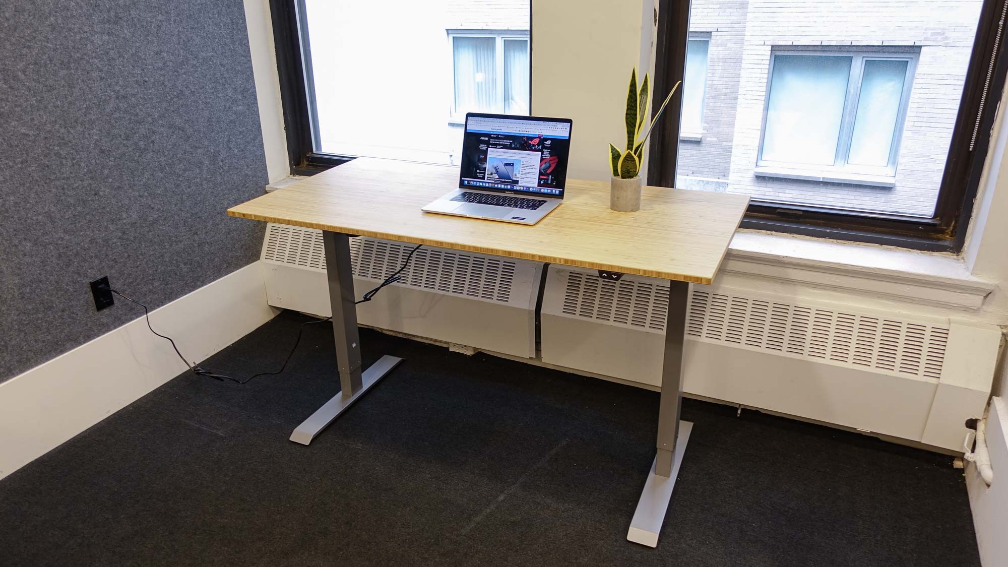 Melhores mesas de pé: Mesa de pé padrão Flexispot EC1