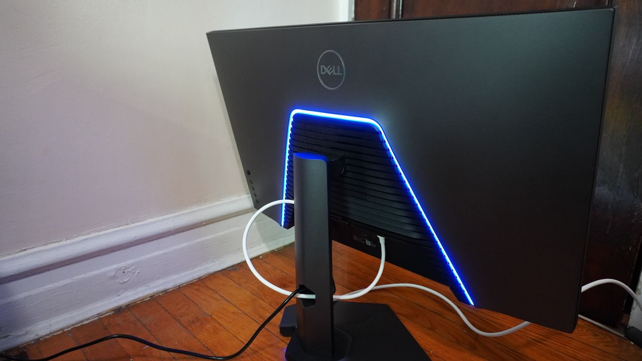 A Dell G32223Q gaming monitor