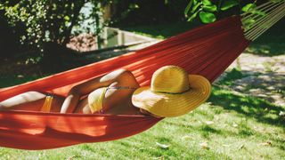 What to talk about on a first date: A woman in a hammock