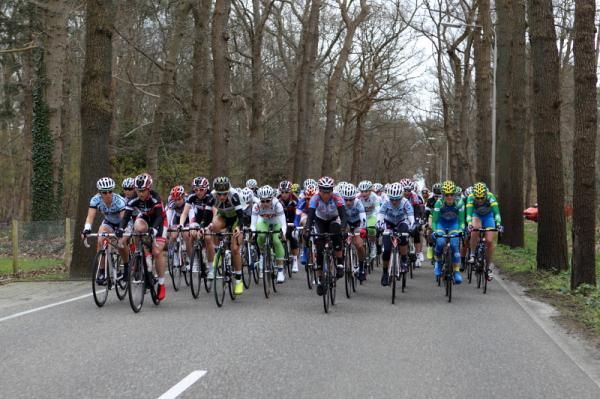 The main teams moved riders to the front whilst the race was on the wider roads