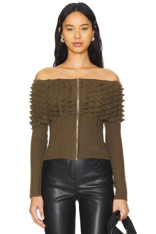 Off Shoulder Spiky Zip Up