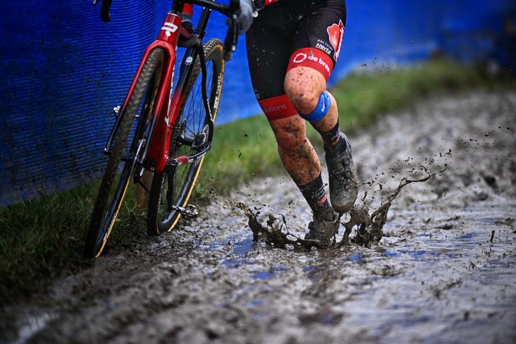 Dutch Denise Betsema runs in the mud during the women elite race at the Urban Cross Kortrijk cyclocross cycling event on Saturday 25 November 2023 in Kortrijk the second stage in the X2O Badkamers Trofee Veldrijden competitionBELGA PHOTO JASPER JACOBS Photo by JASPER JACOBS BELGA MAG Belga via AFP Photo by JASPER JACOBSBELGA MAGAFP via Getty Images