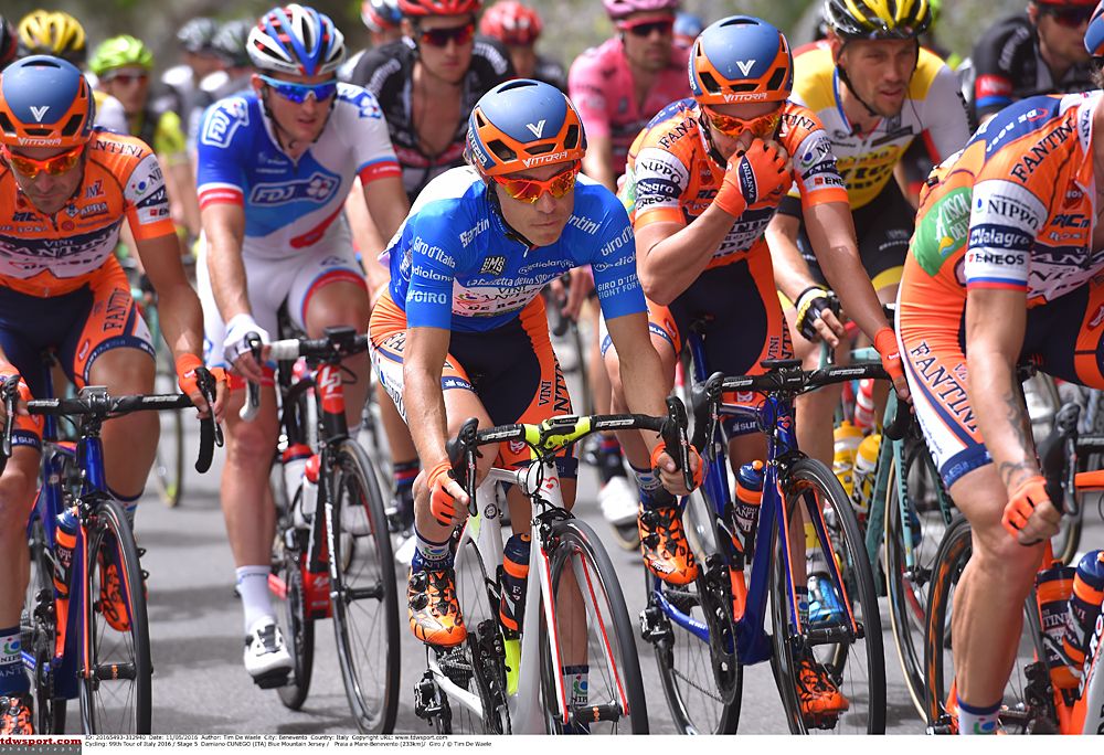Damiano Cunego in the KOM jersey at the Giro d'Italia