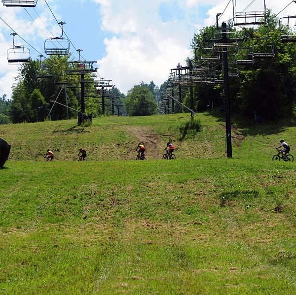 Racers on one of the many traverses across the ski slopes