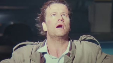 Christopher Lambert absorbing another immortal's energy in Highlander