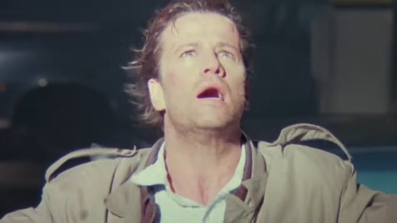 Christopher Lambert absorbing another immortal's energy in Highlander