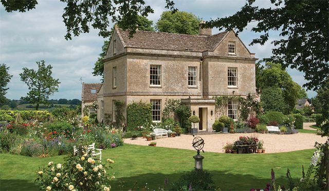 Wiltshire country houses for sale