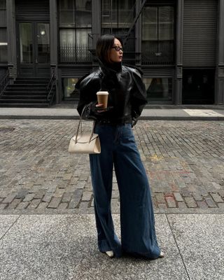 Shoes to Wear With Wide-Leg Jeans