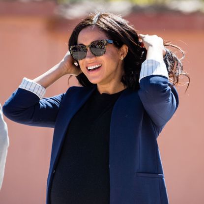 Clothing, Eyewear, Blue, Street fashion, Cobalt blue, Outerwear, Fashion, Sunglasses, Coat, Electric blue, 