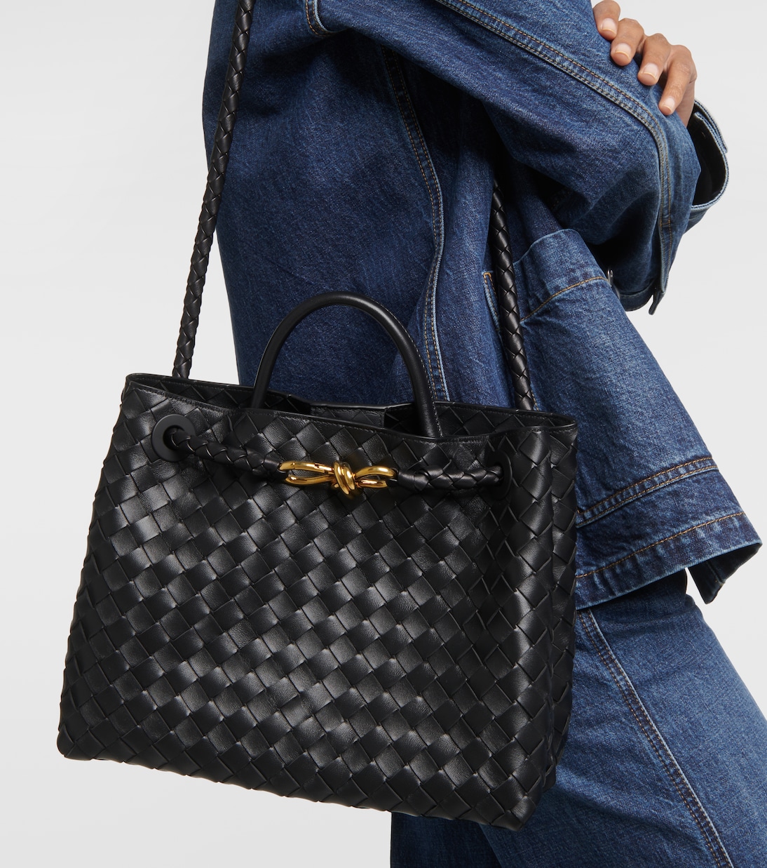 Andiamo Medium Leather Tote Bag