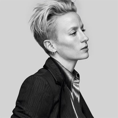 Hair, Facial expression, Hairstyle, Chin, Cheek, Black-and-white, Forehead, Blond, Photography, Portrait, 