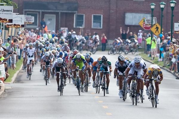 Mark Cavendish (Columbia-HTC) has no problem getting to the front in the sprint.