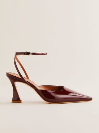 Reformation Natasha Pump