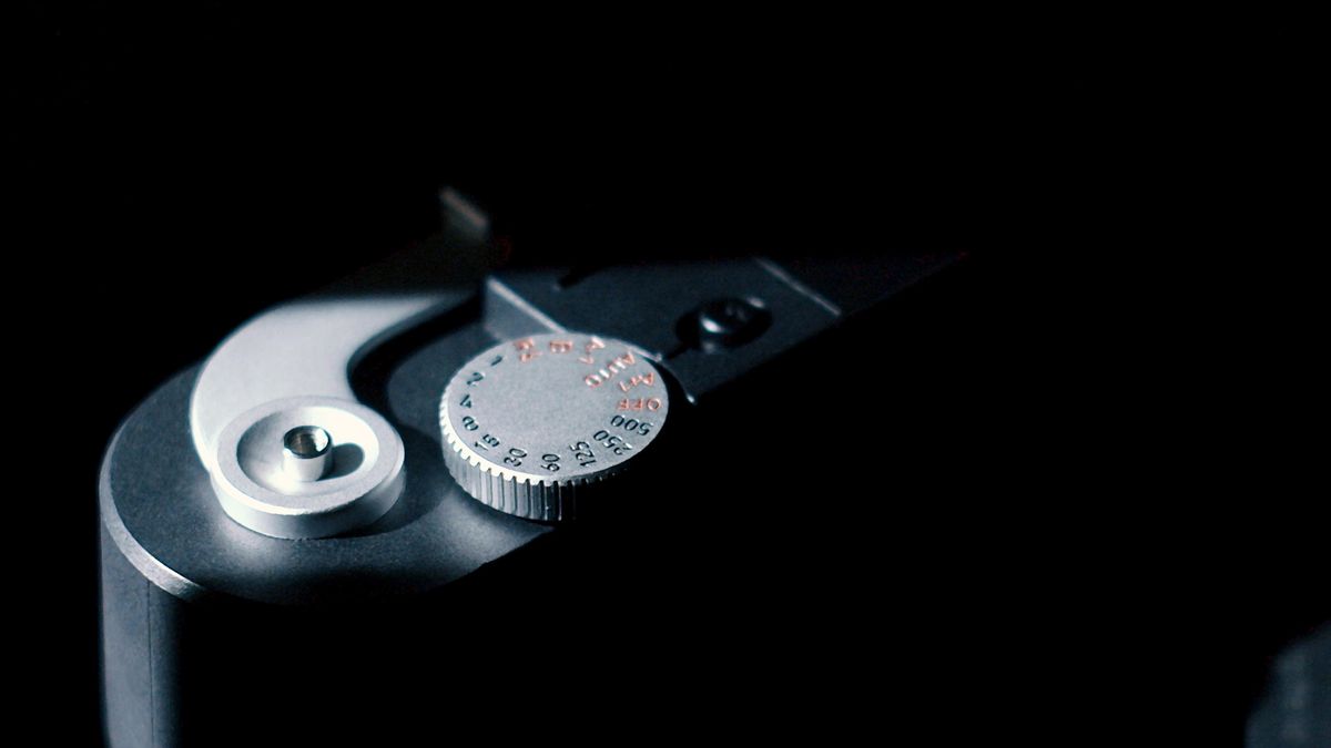 Instant camera