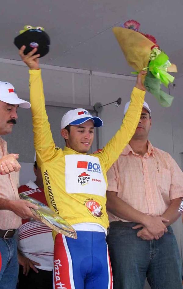 New race leader Gregor Brenes (BCR-Pizza Hut-KHS-Powerade)