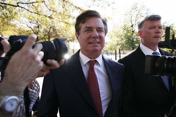 Manafort attends a bail hearing.