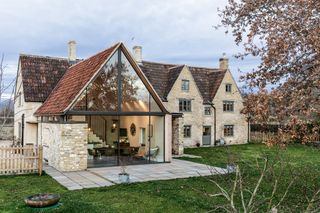 Modern cottage extension