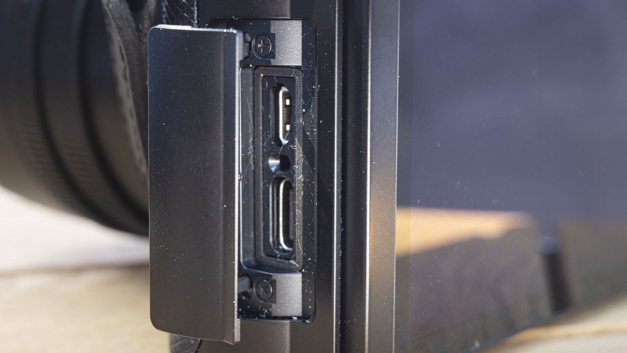 Leica Q3 camera closeup of USB-C port