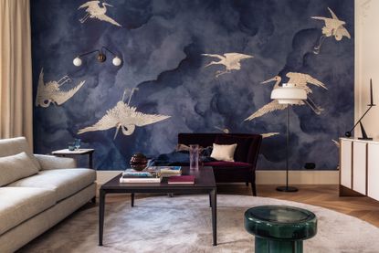 10 above the sofa decor ideas to elevate blank walls | Livingetc