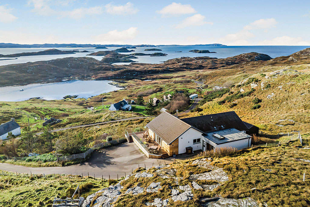 Property for sale with mountain view: Stoer View, Badcall, Scourie, Lairg, Sutherland