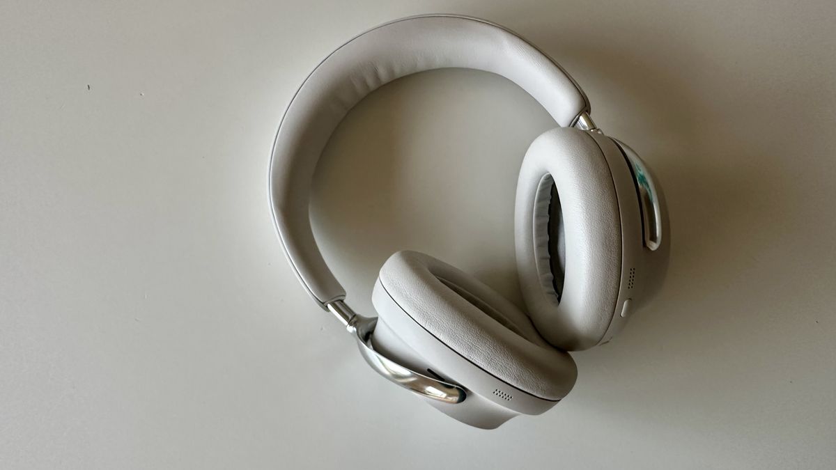 The Bose QuietComfort Ultra Headphones (2nd Gen) on a plain background.