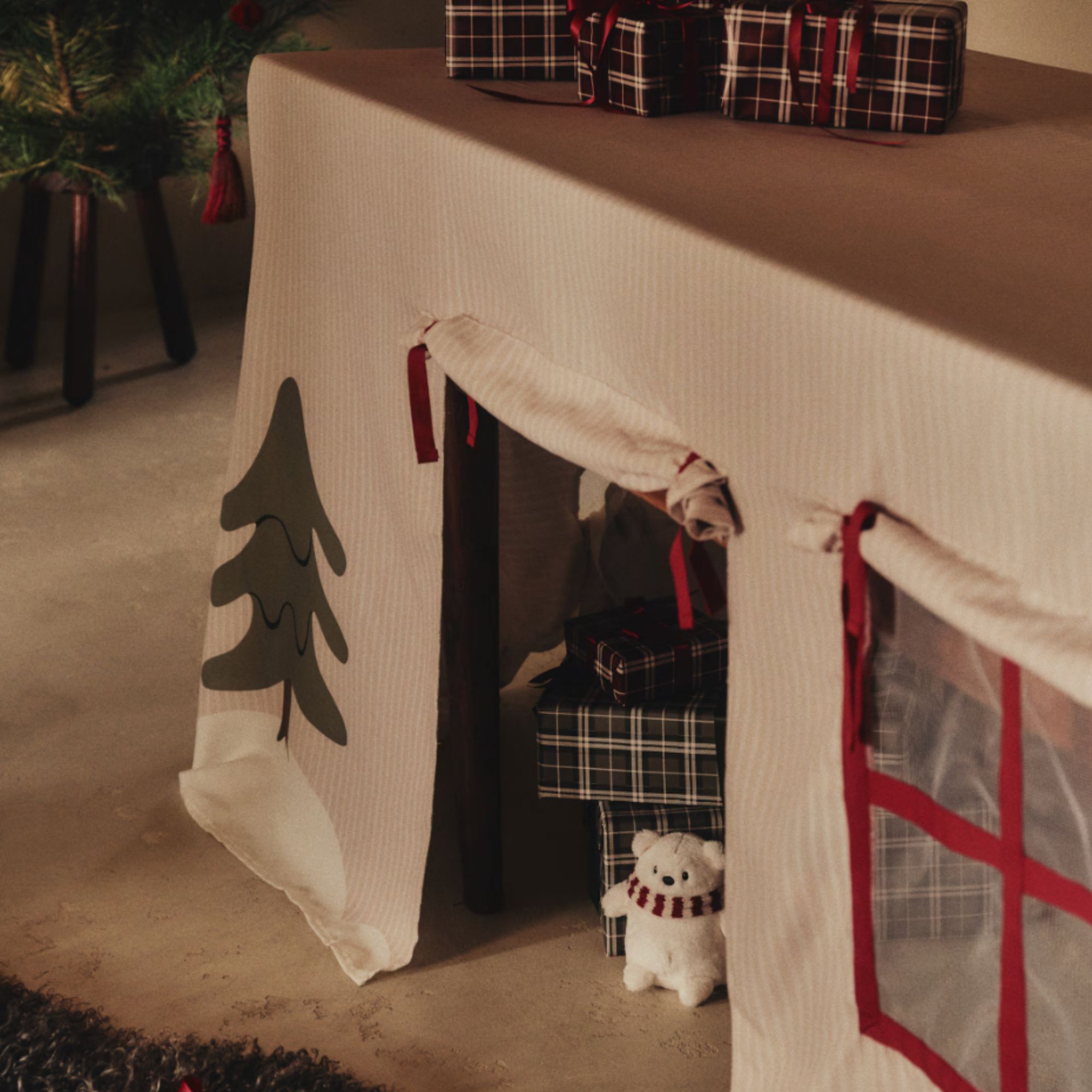 Play tent over dining table, Christmas theme
