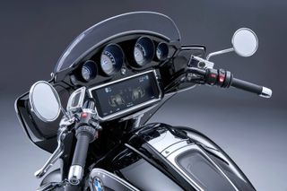 BMW Motorrad R 18 B handlebars