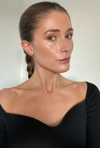 Eleanor wearing charlotte tilbury hollywood flawless filter