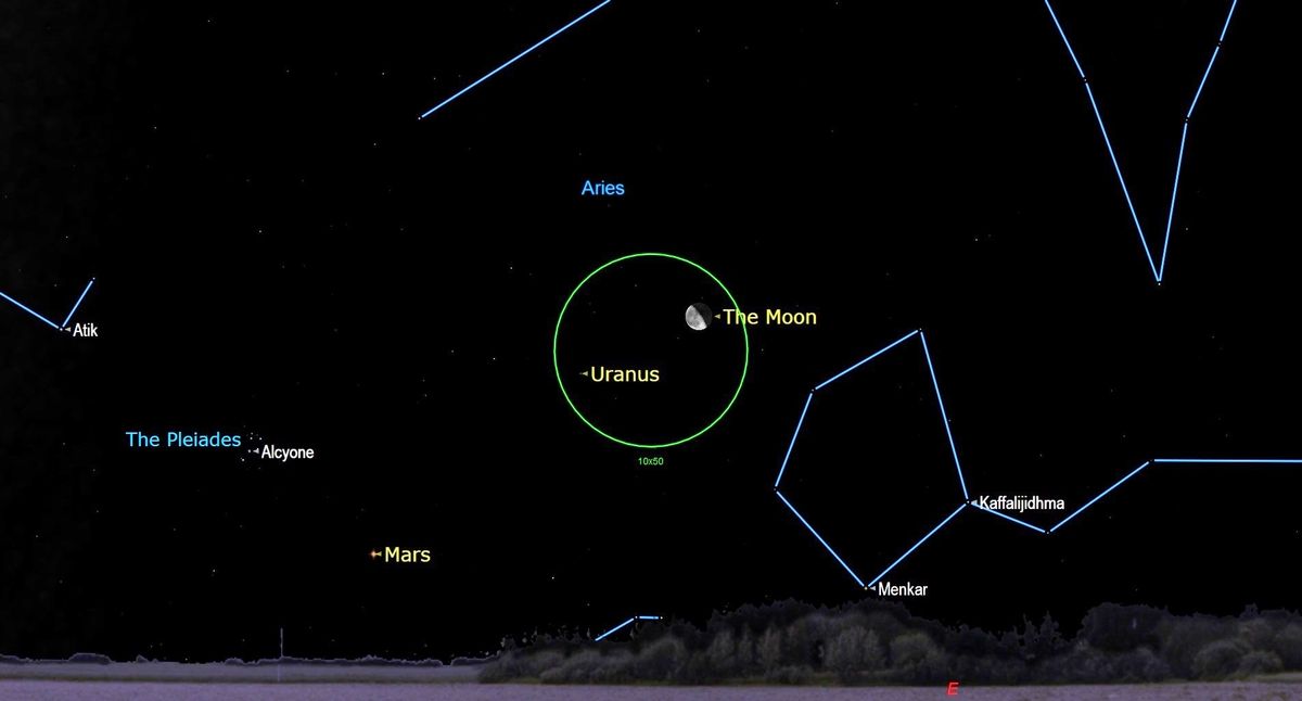 An image showing the sky on Aug. 17 including Uranus in close visual proximity to the moon.