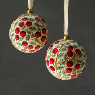 Joelle Ornaments (Set of 2)