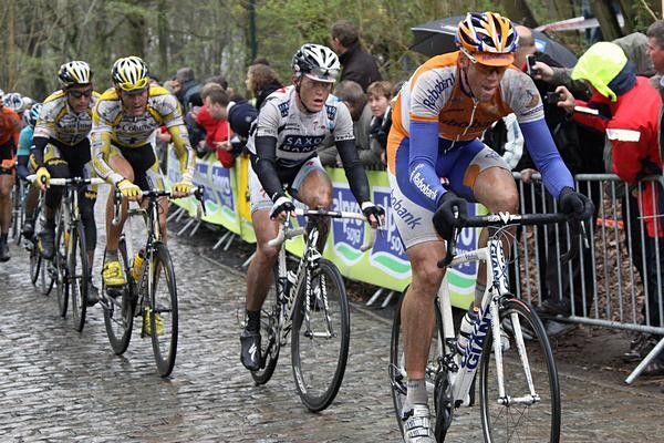 Mathew Hayman (Rabobank) made the front group.