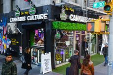 cannabis store in NYC photo