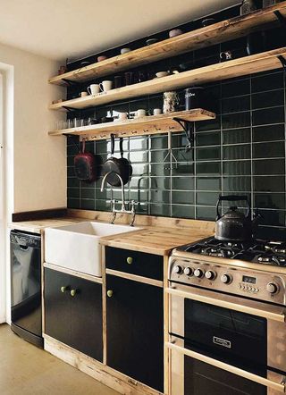 relic-interiors-recycled-timber-kitchen-black