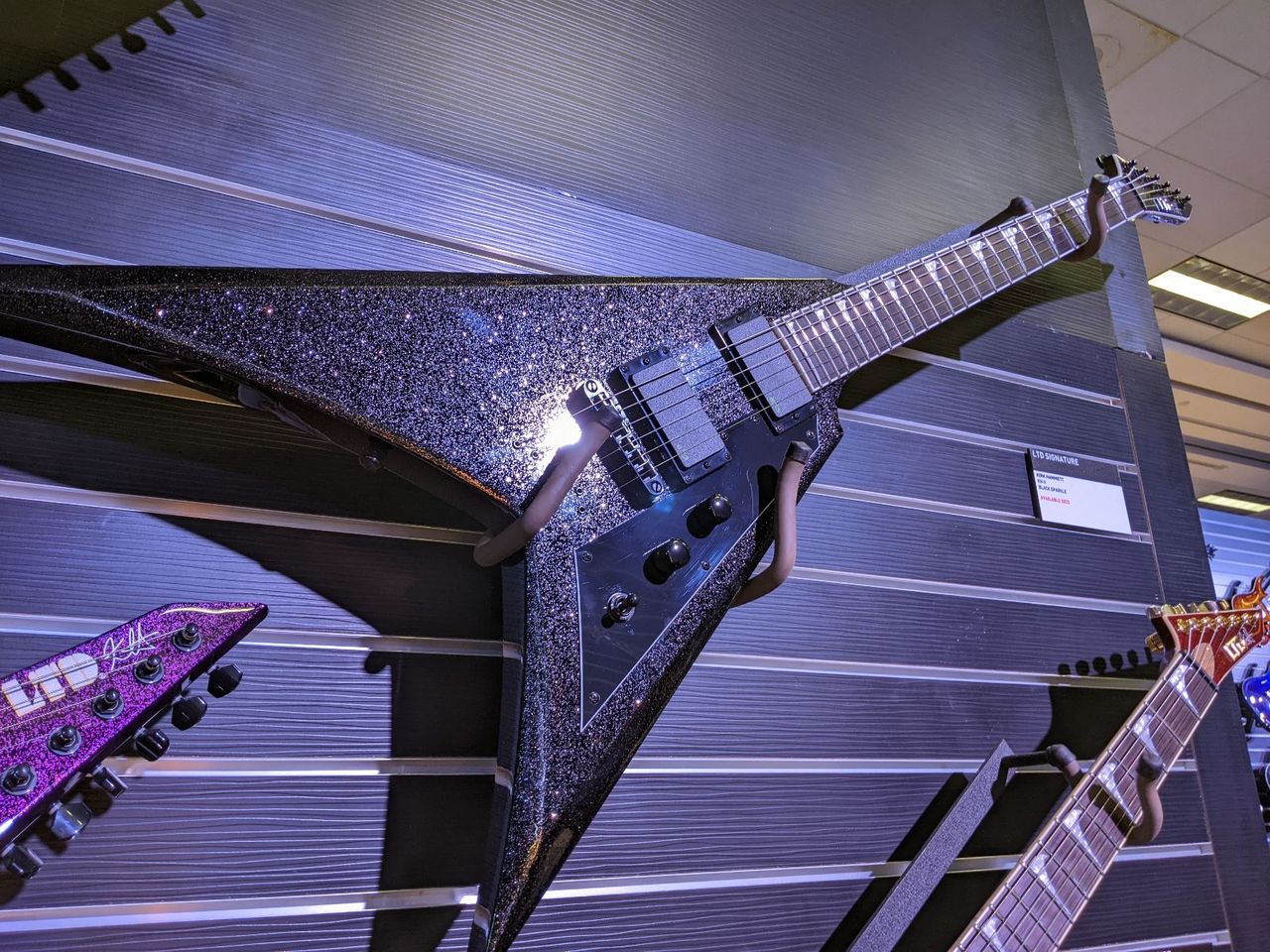 ESP's new LTD KH-V guitar