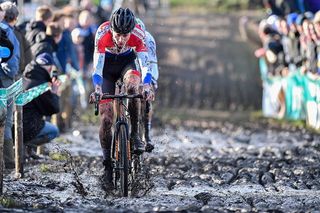 Mathieu van der Poel leads Wout Van Aert