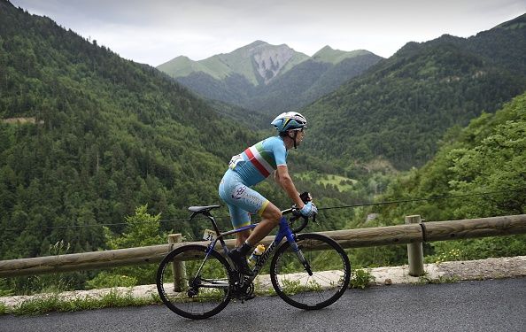 Vincenzo Nibali gets out of the saddle