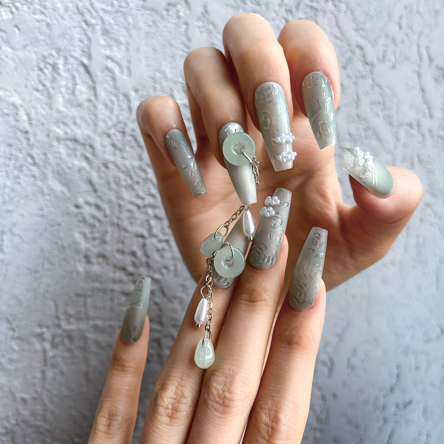 Jade Whisper Press-On Nails &amp;ndash; Almond | Green Chrome + Pearl 3d - Extra Small