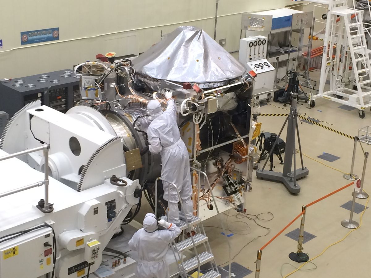 Space Treasures in the Rockies: Inside Lockheed Martin Spaceship ...