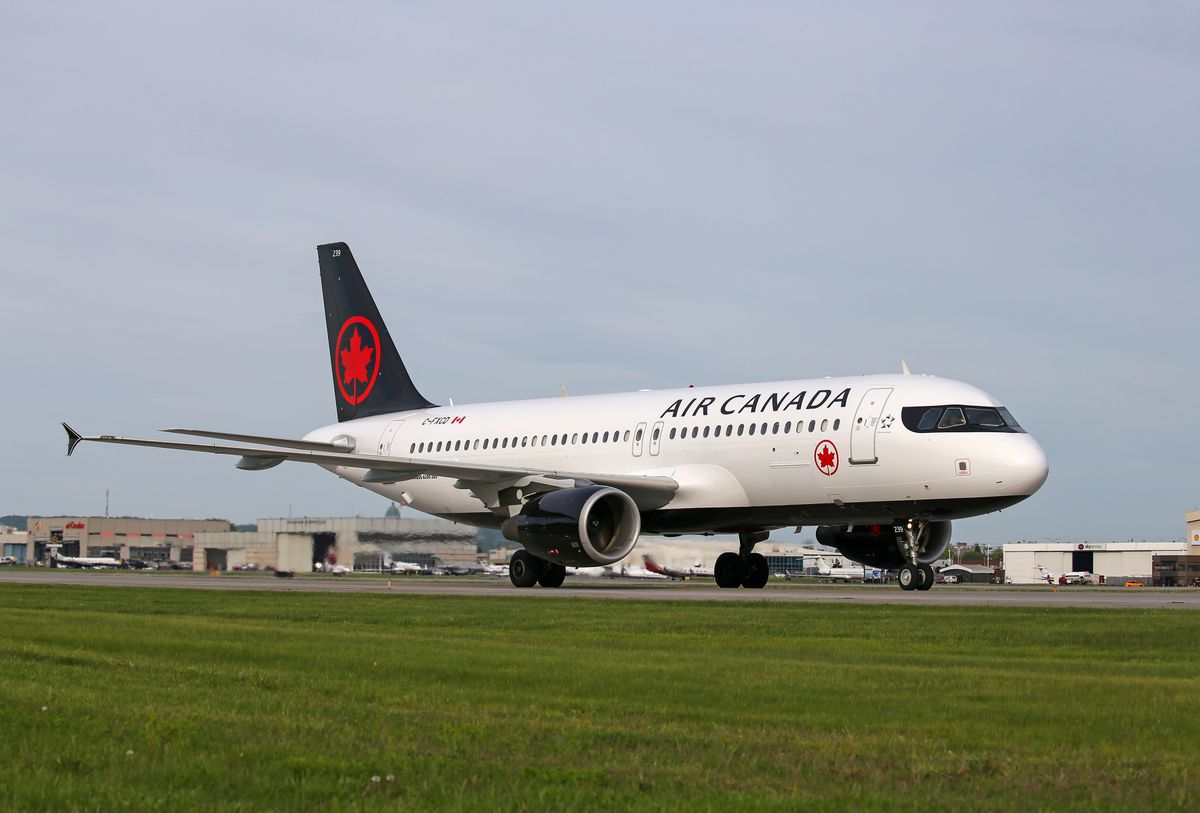 air canada airbus a320 press shot