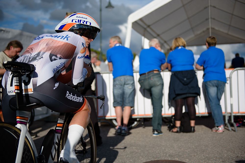 Marianne Vos (Rabo Liv) waits patiently at the start of the 42,5 km team time trial of the UCI Women's World Tour's 2016 Crescent V&aring;rg&aring;rda Team Time Trial