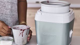 Cuisinart Iced Dessert Maker