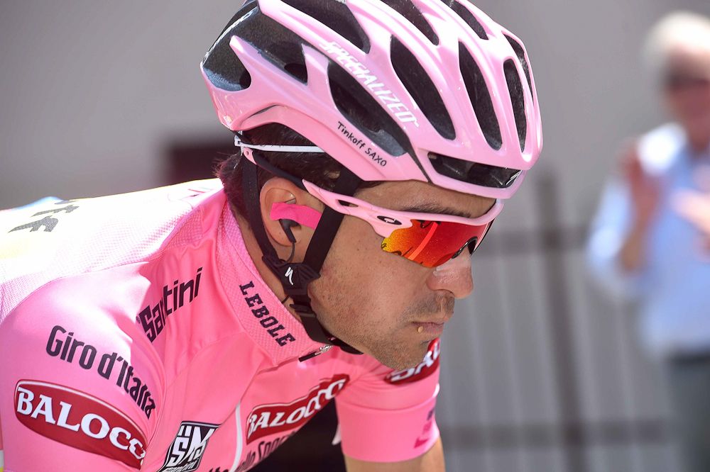 Alberto Contador fuels up for the day ahead.