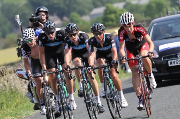 The furious five - Jez Hunt (Cervelo), Ian Stannard (Sky), Geraint Thomas (Sky), Peter Kennaugh (Sky) and Simon Richardson (Simga Specialised).