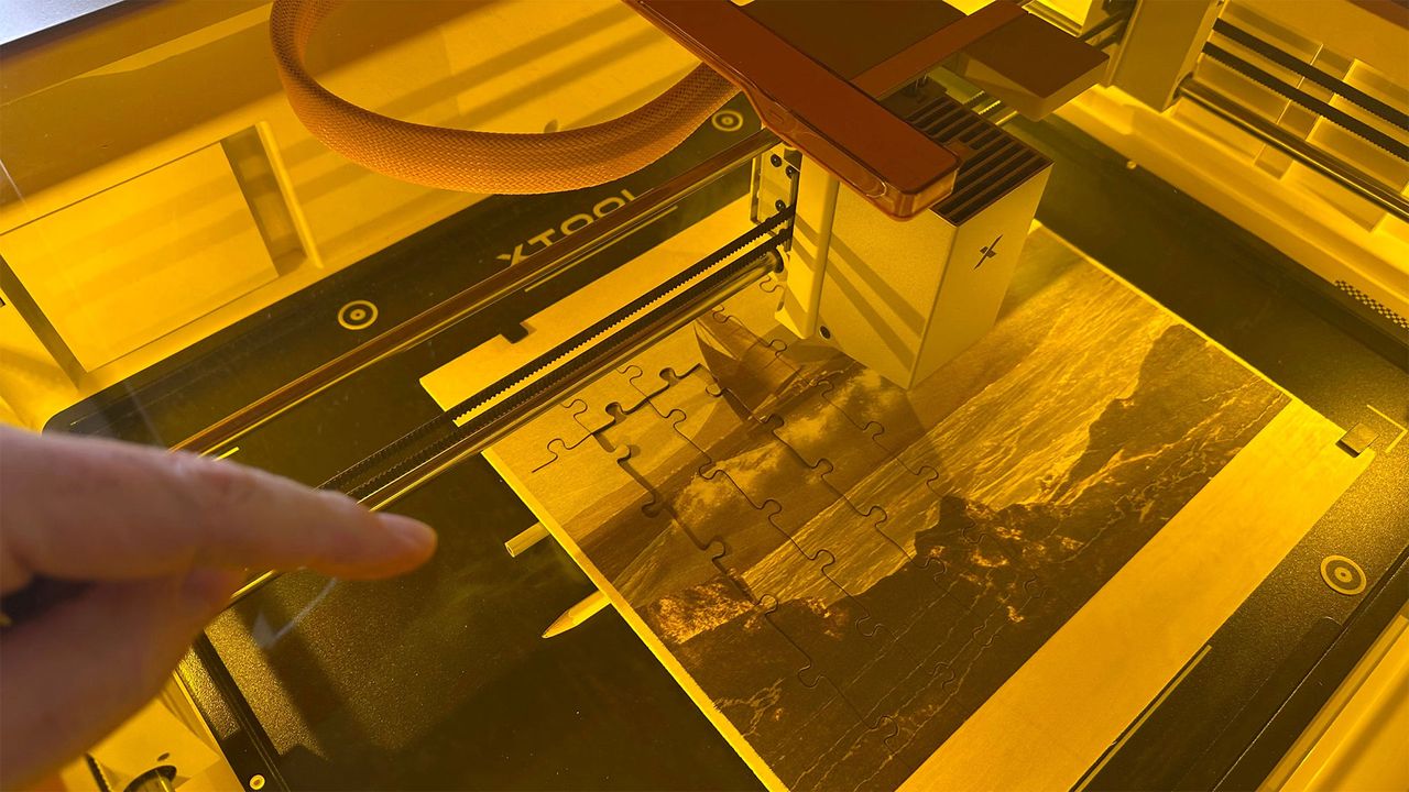 xTool M2 color craft laser and engraver review