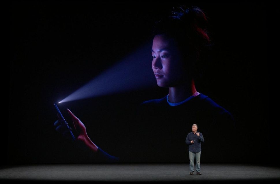 On stage demo of face id