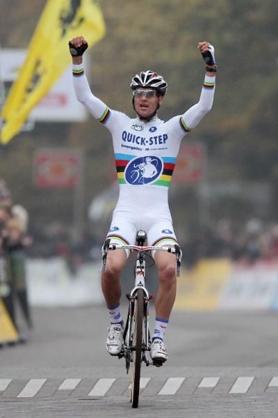 Zdenek Stybar won the Superprestige in Hamme-Zogge in 2011